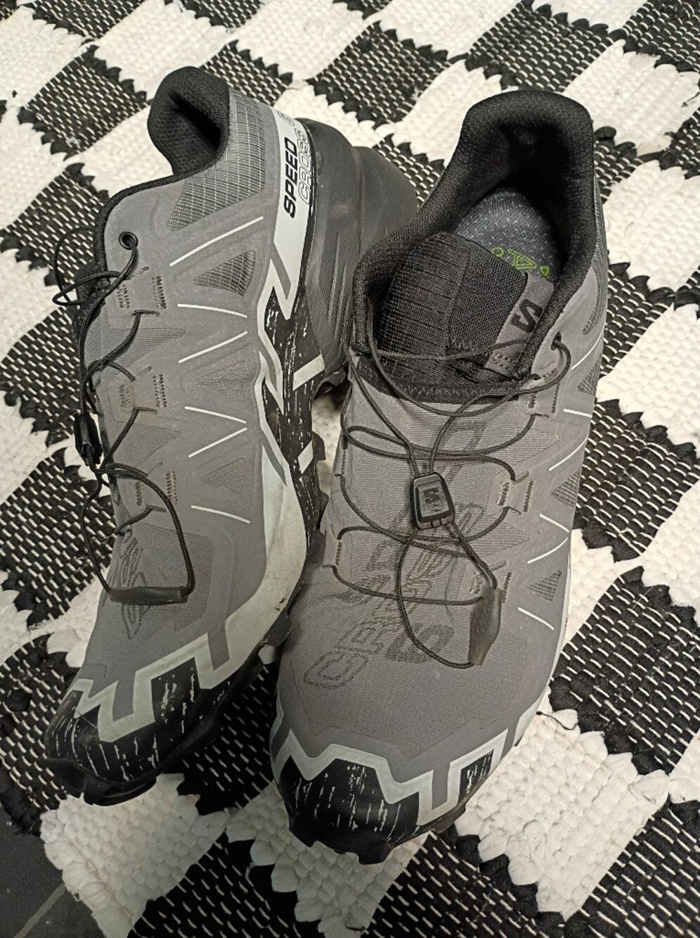 Salomon Gray Trail Running Athletic Shoes with Quick-Lace System